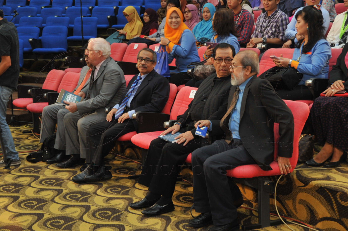 PRO15 151 ADVOKASI HAS 7156